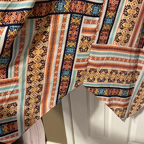 Design lab asymmetrical dress multi color design - Picture 3 of 6